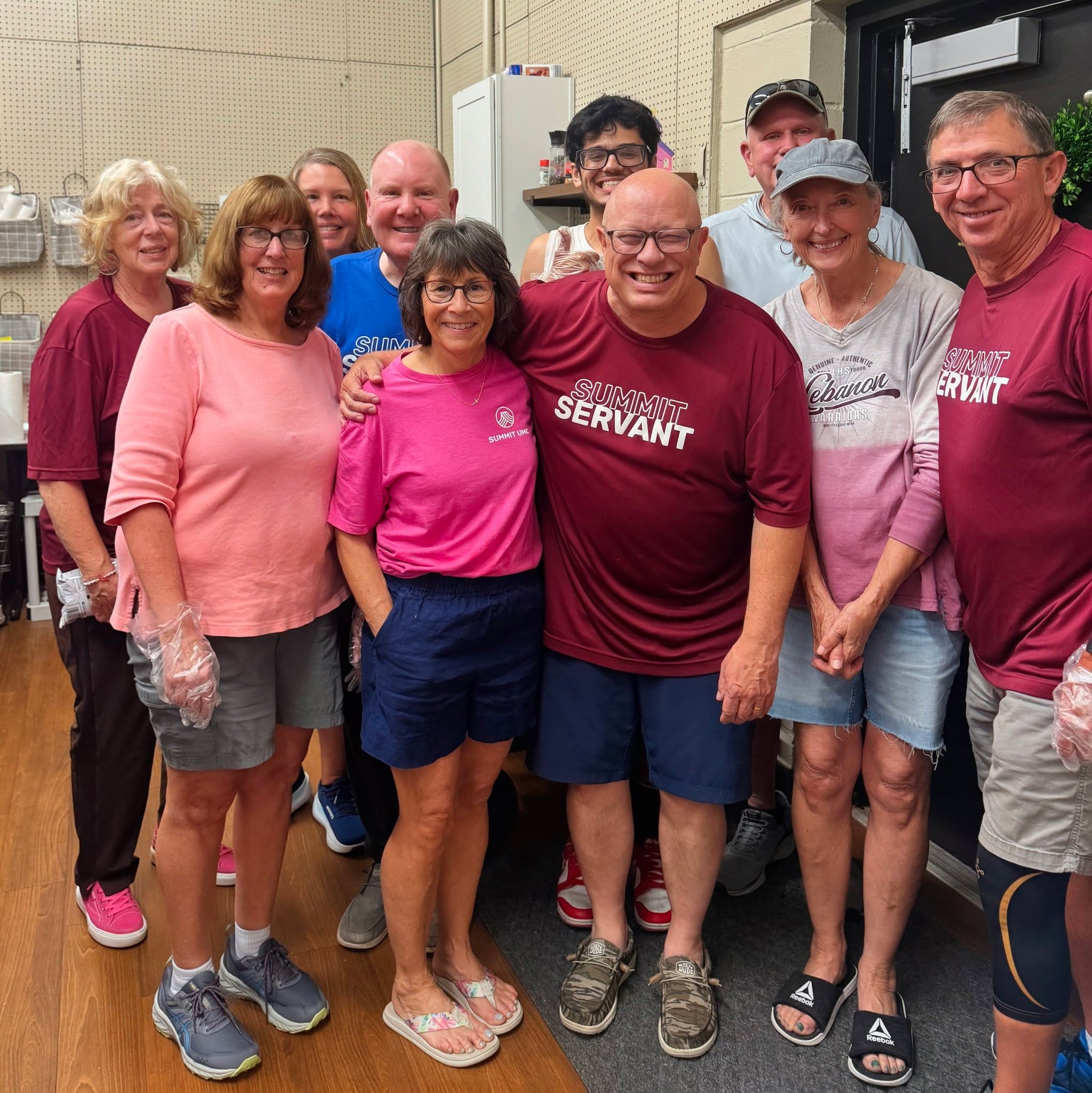 Summit Servant volunteers in the kitchen